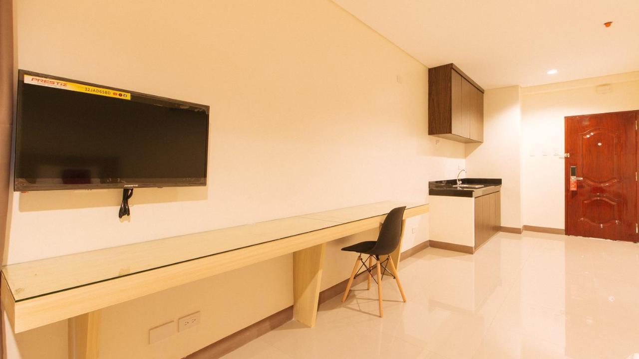 Reddoorz Plus @ Kaizen Suites Taft Avenue Manila Exterior photo