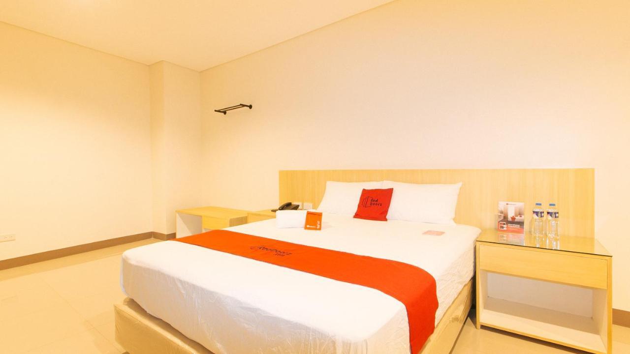 Reddoorz Plus @ Kaizen Suites Taft Avenue Manila Exterior photo